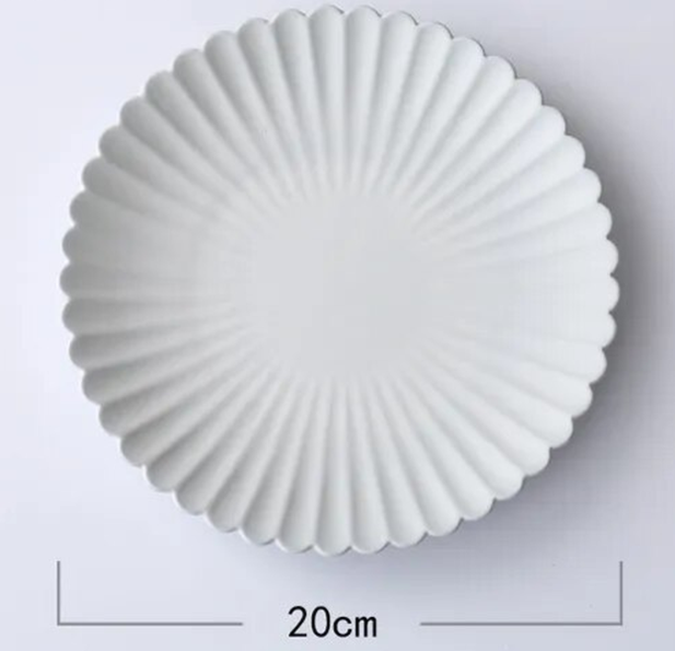 Daisy Scallop Dinnerware