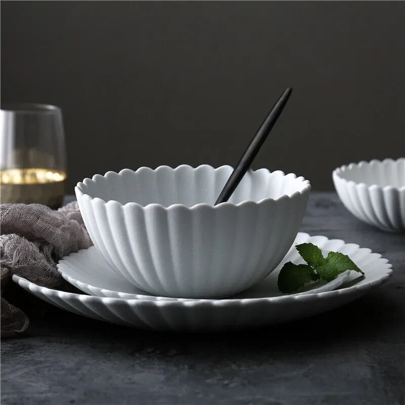 Daisy Scallop Dinnerware