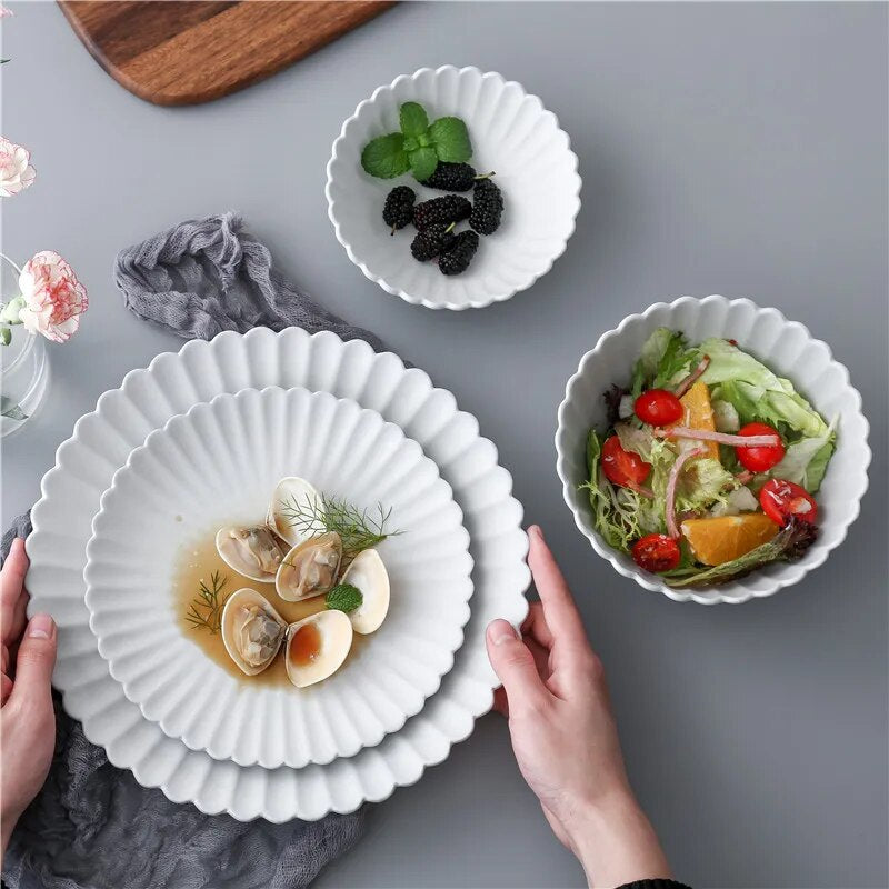 Daisy Scallop Dinnerware